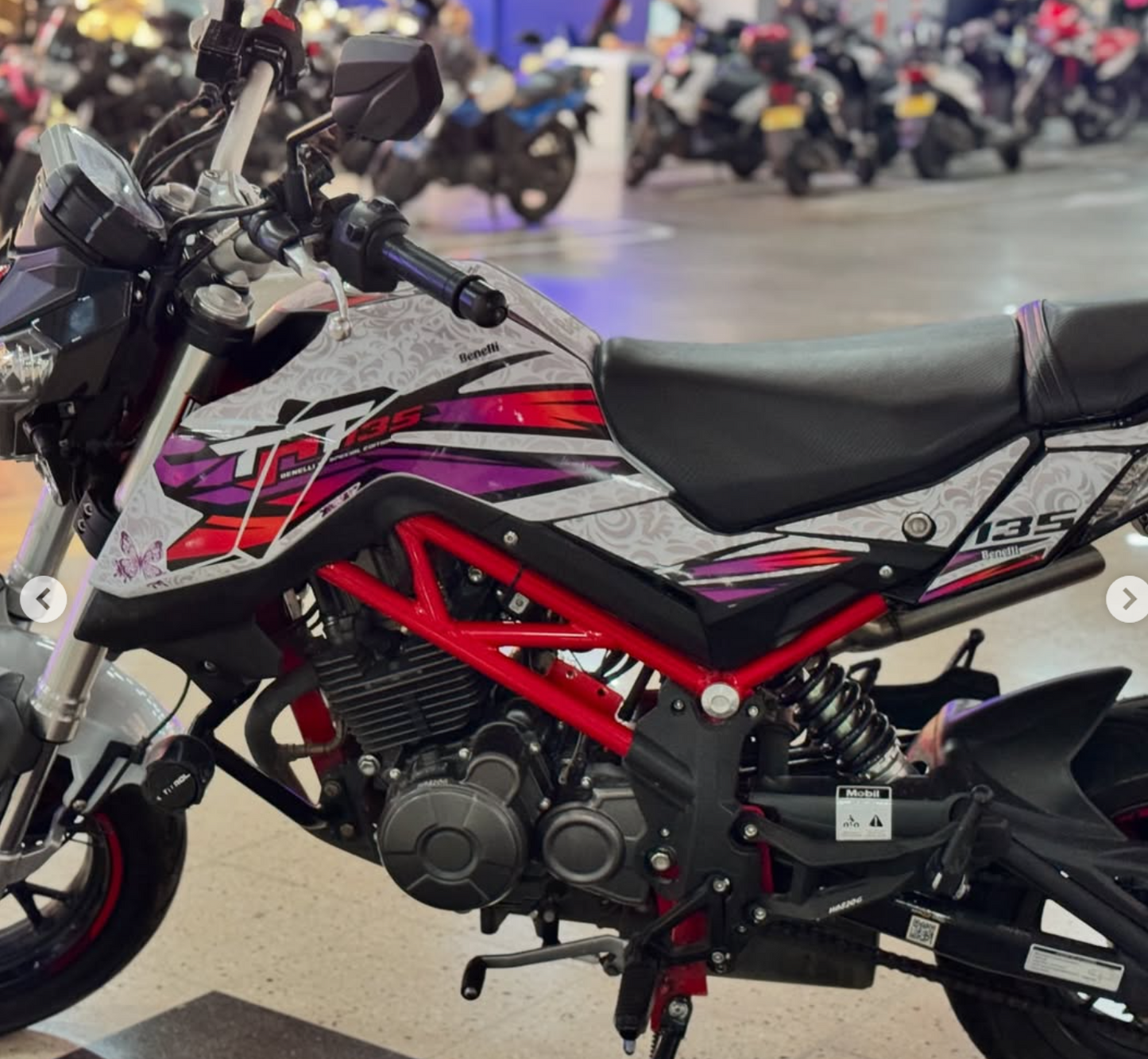 KIT PERSONALIZADO BENELLI 135 MOTO BLANCA