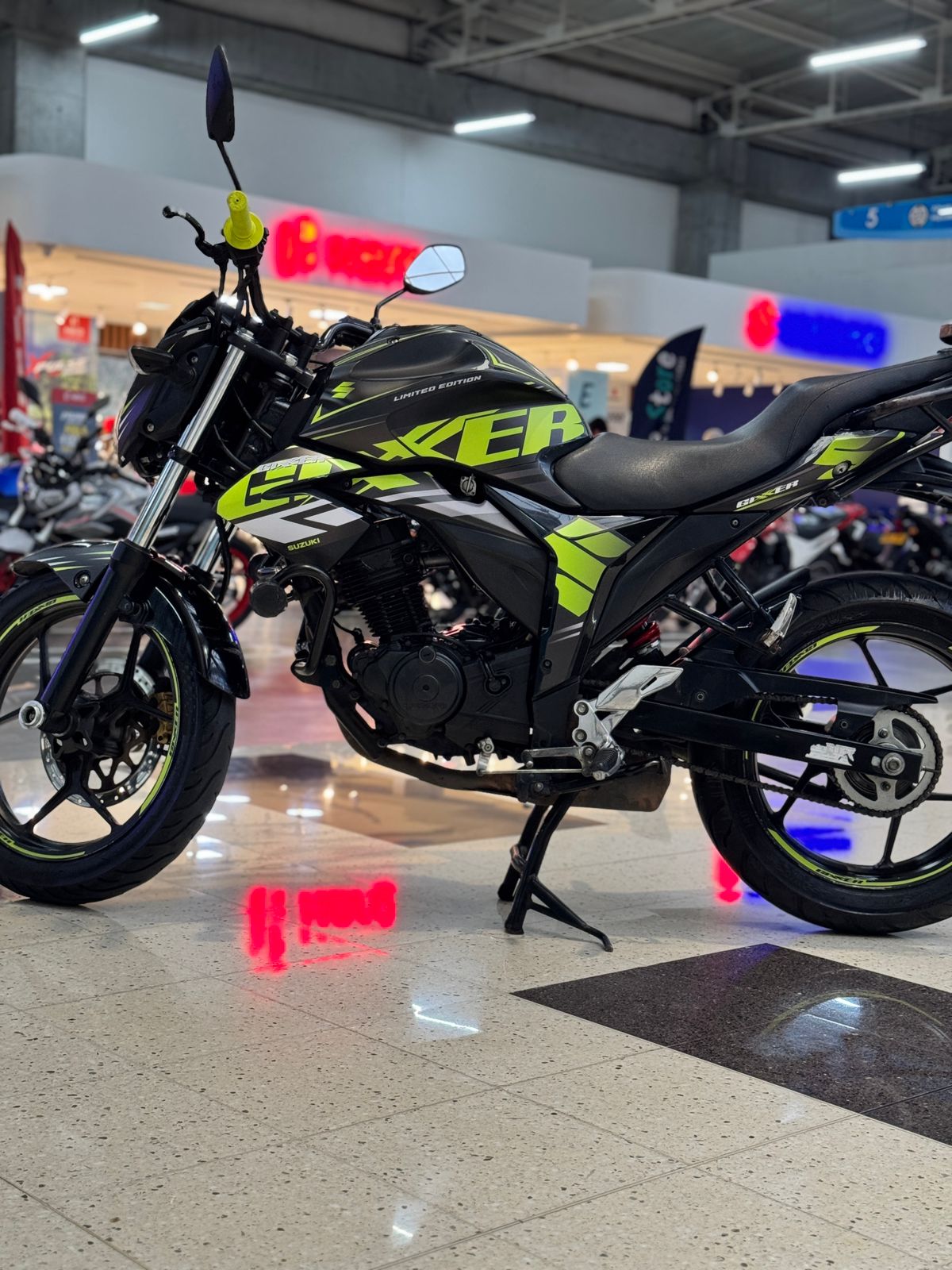 CALCAS GIXXER 150 CARBURADA