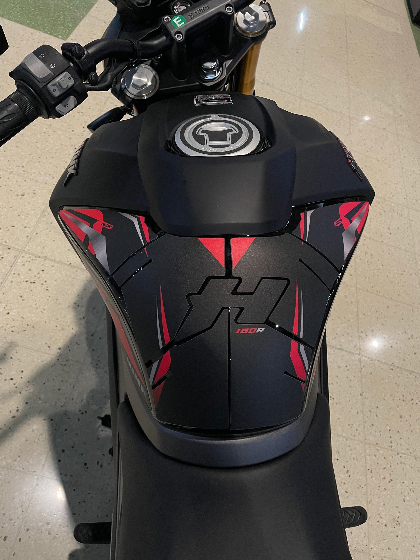 PROTECTOR HUNK 160R 4v 2026