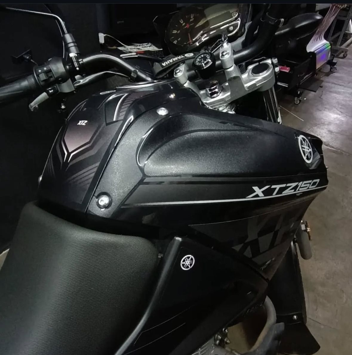 PROTECTOR XTZ 150 FULL TANQUE
