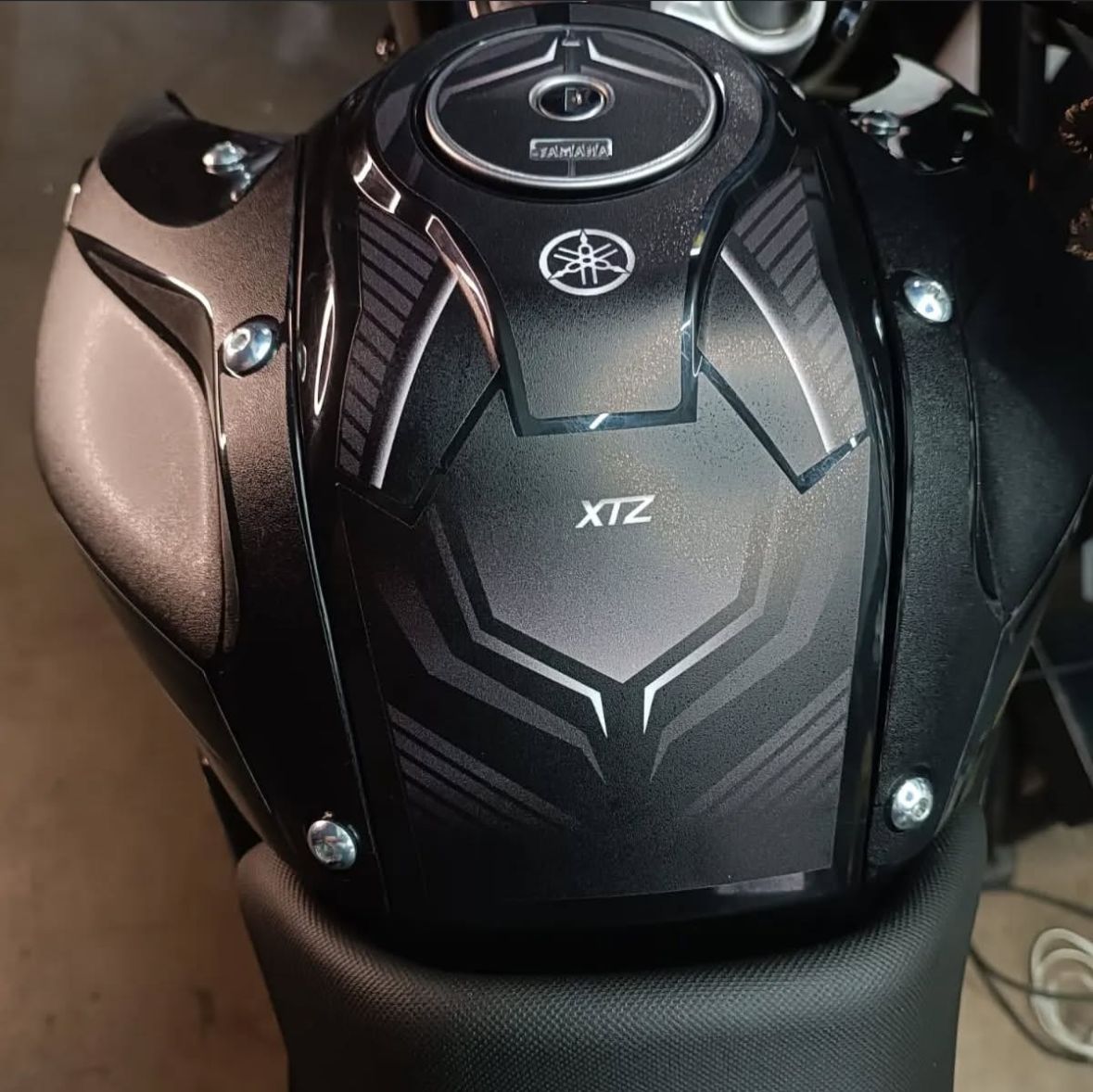 PROTECTOR XTZ 150 FULL TANQUE
