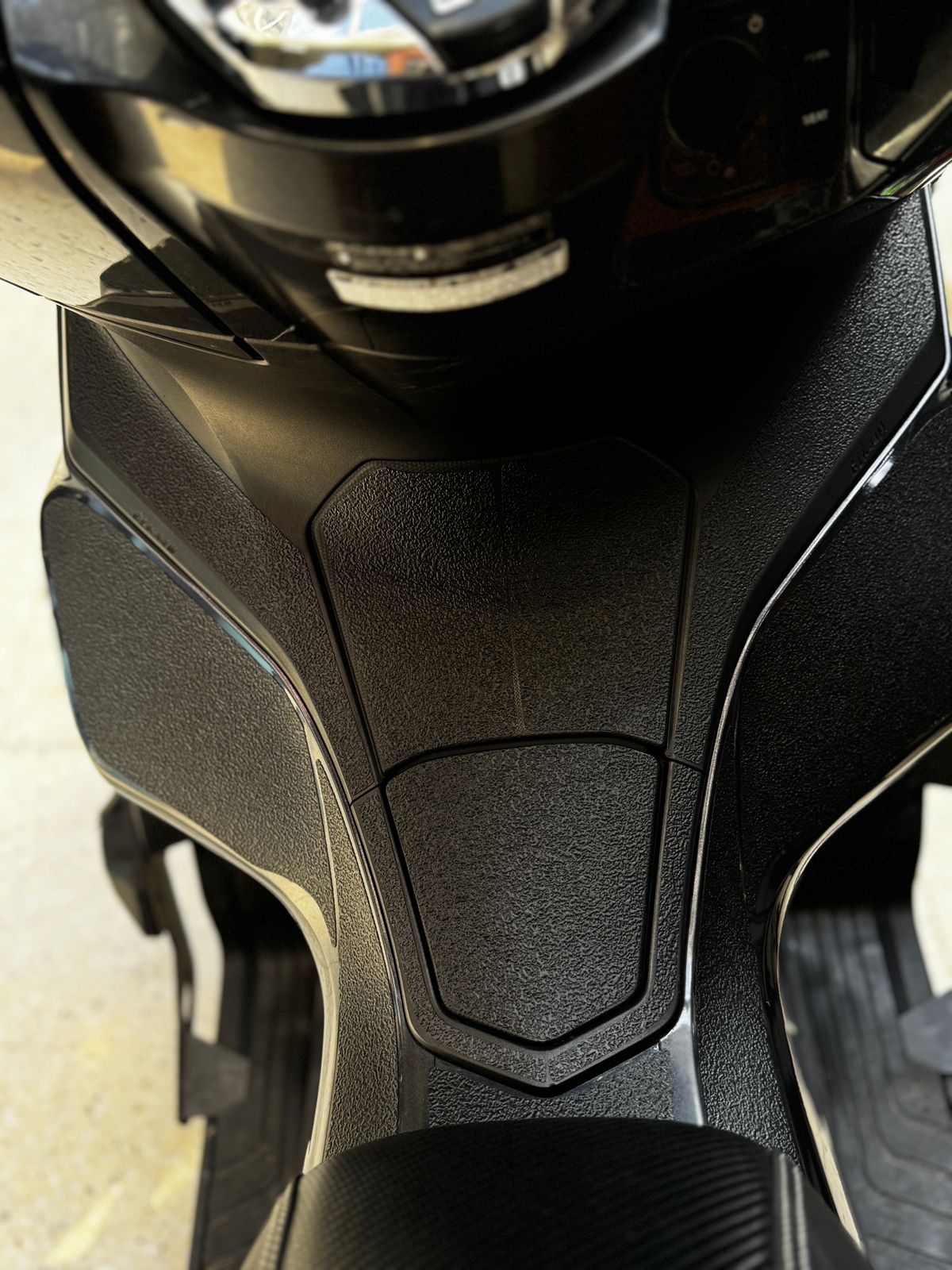 PROTECTOR DE PISO PCX 150 FIBRA AMERICANA