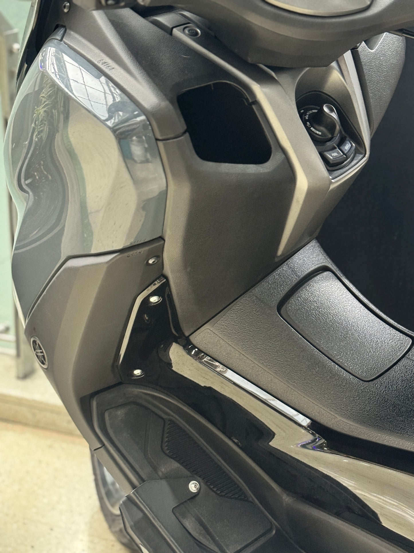 PROTECTOR DE PISO NMAX V2 CONNECTED FIBRA AMERICANA
