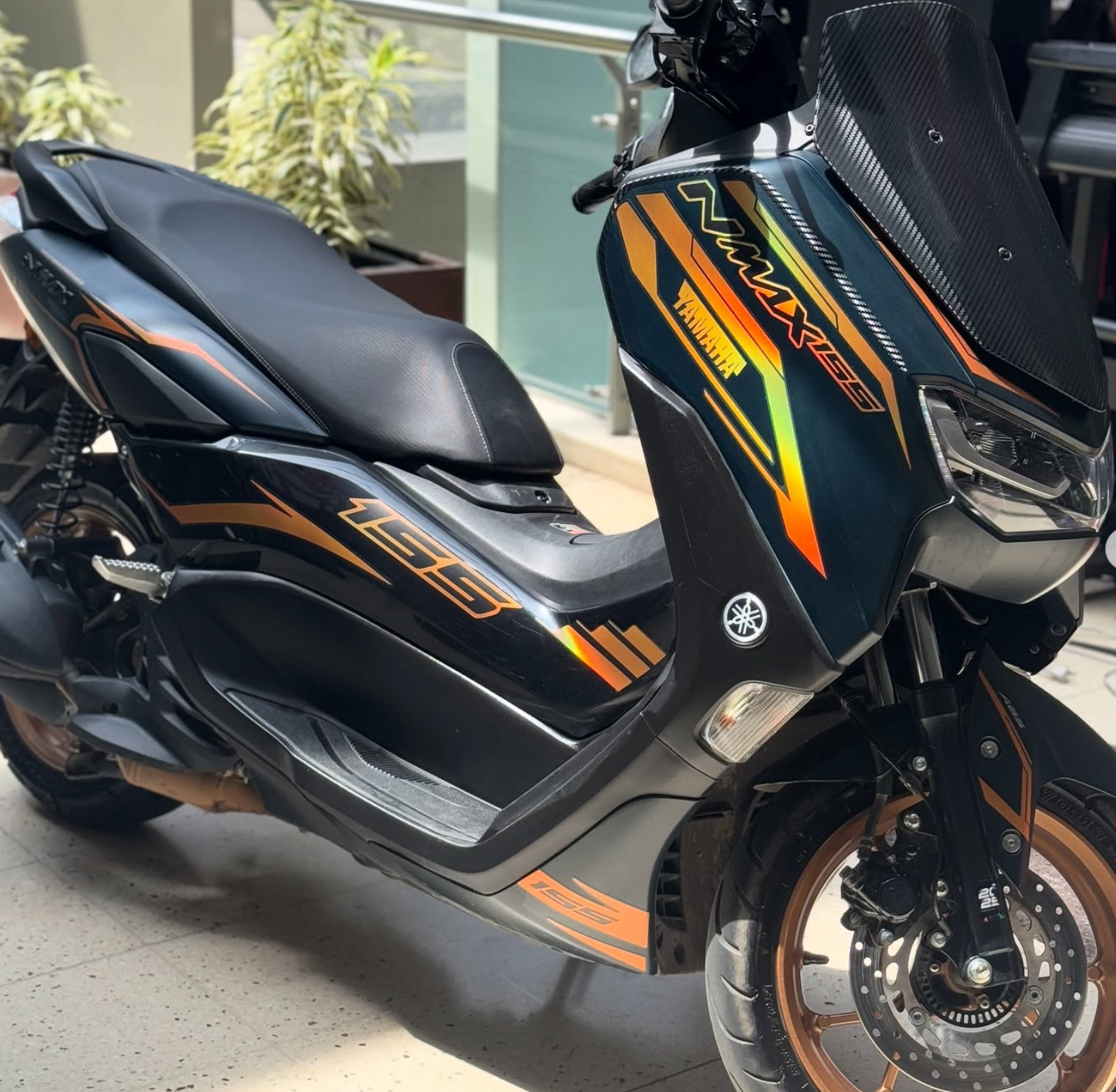CALCAS NMAX V2 CONNECTED REF 006