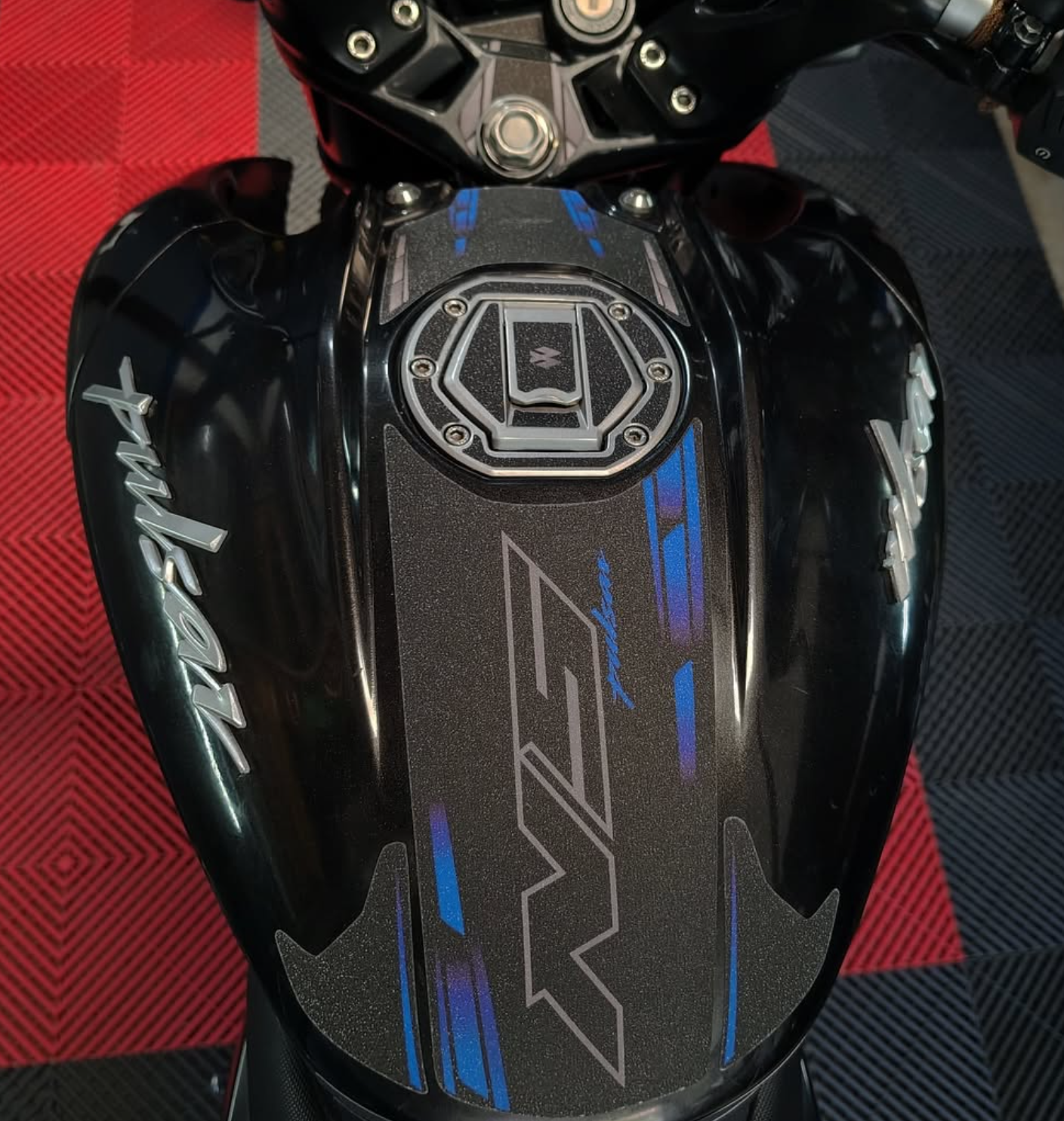 PROTECTOR PULSAR NS REF 001