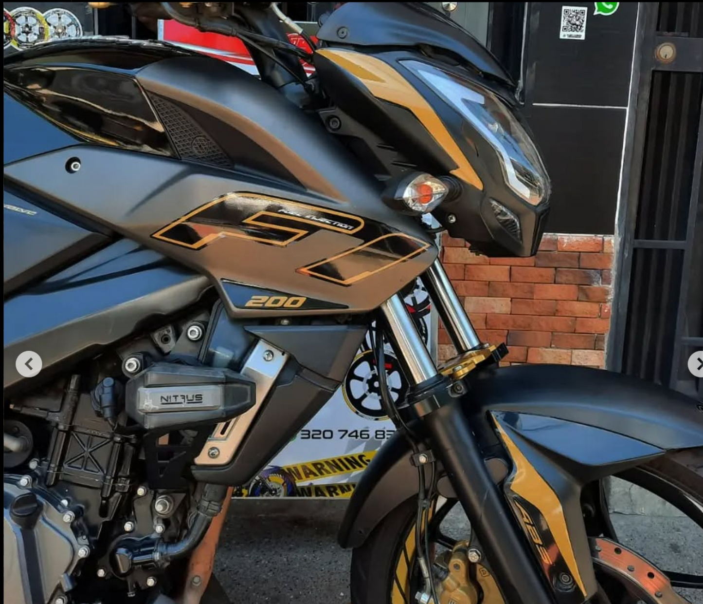 PULSAR NS 200 FI