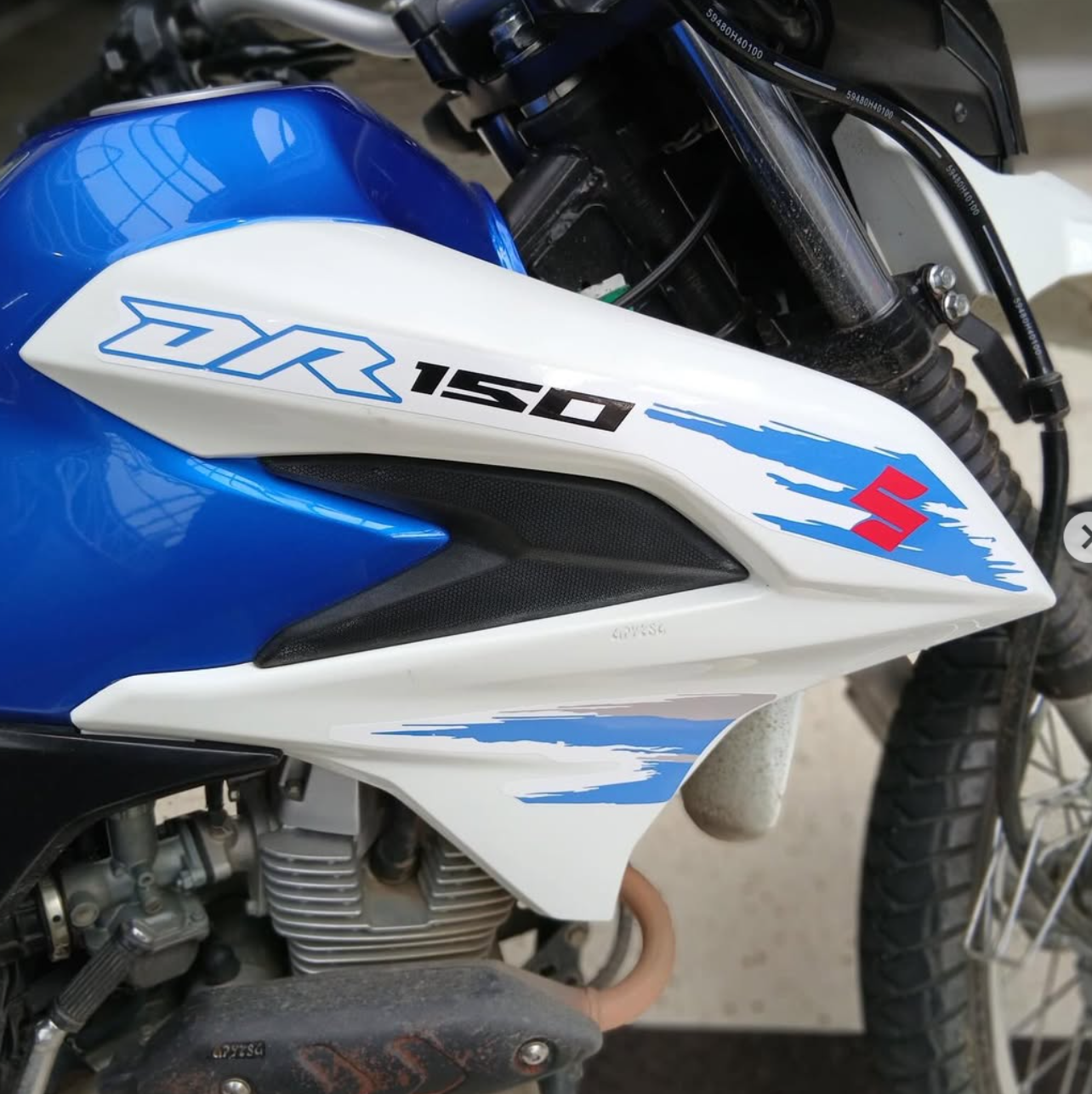 CALCAS DR 150 V1 MOTO BLANCA