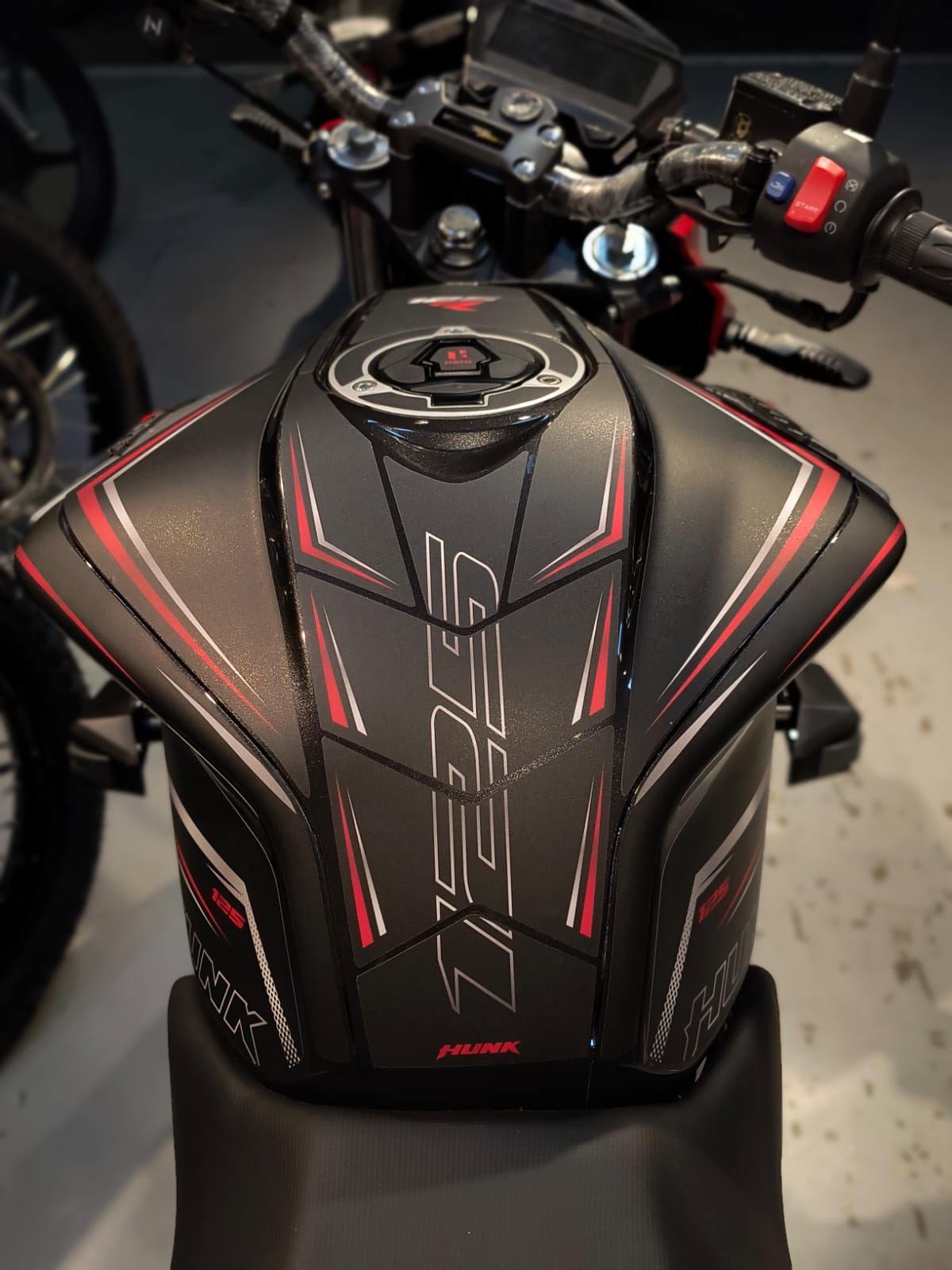 PROTECTOR HUNK 125