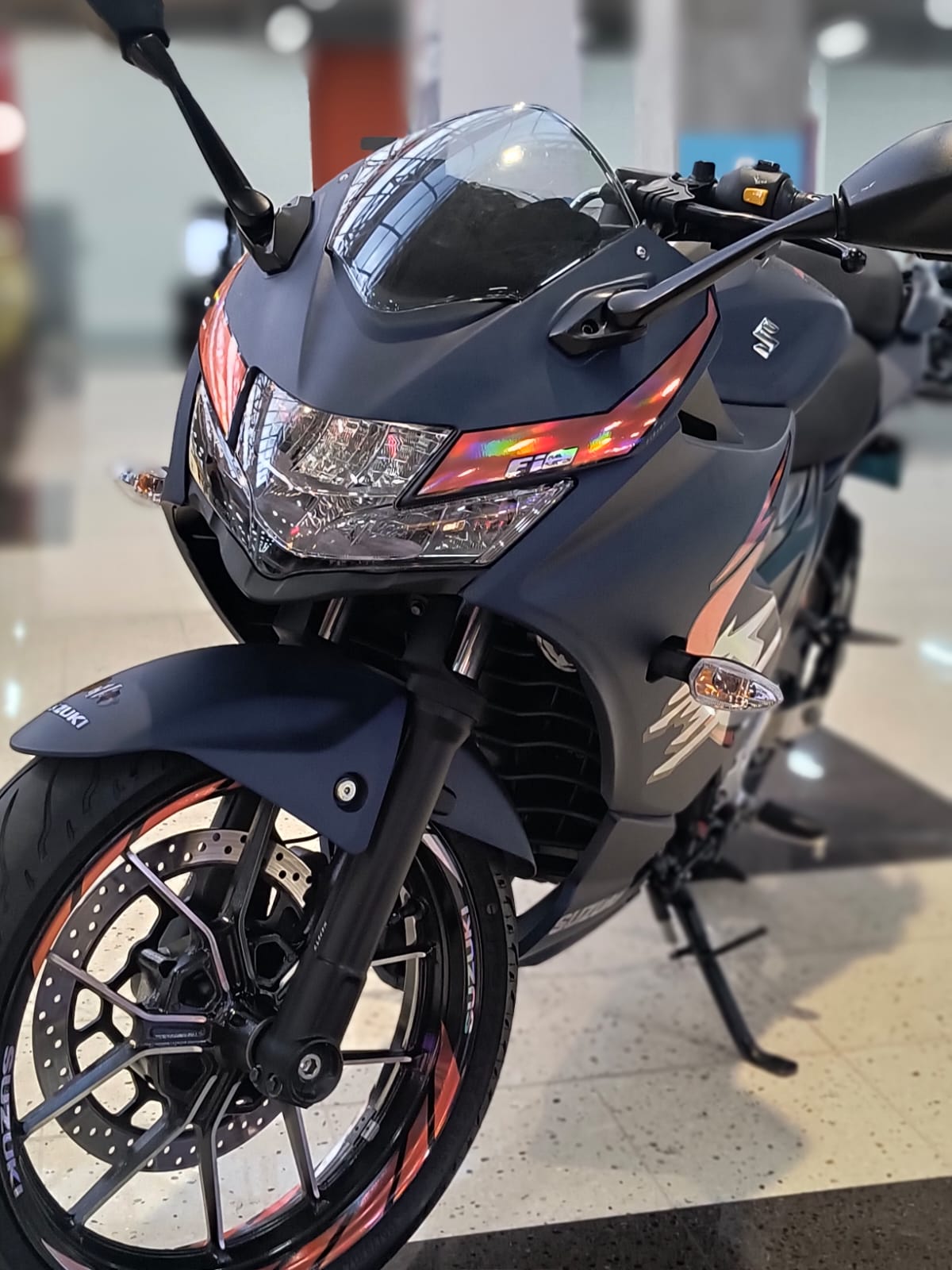 CALCAS GIXXER 250 SF HAYABUSA