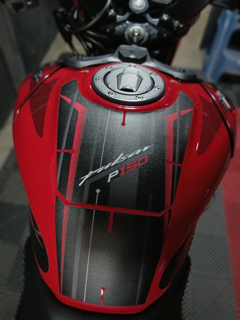 PROTECTOR PULSAR P150