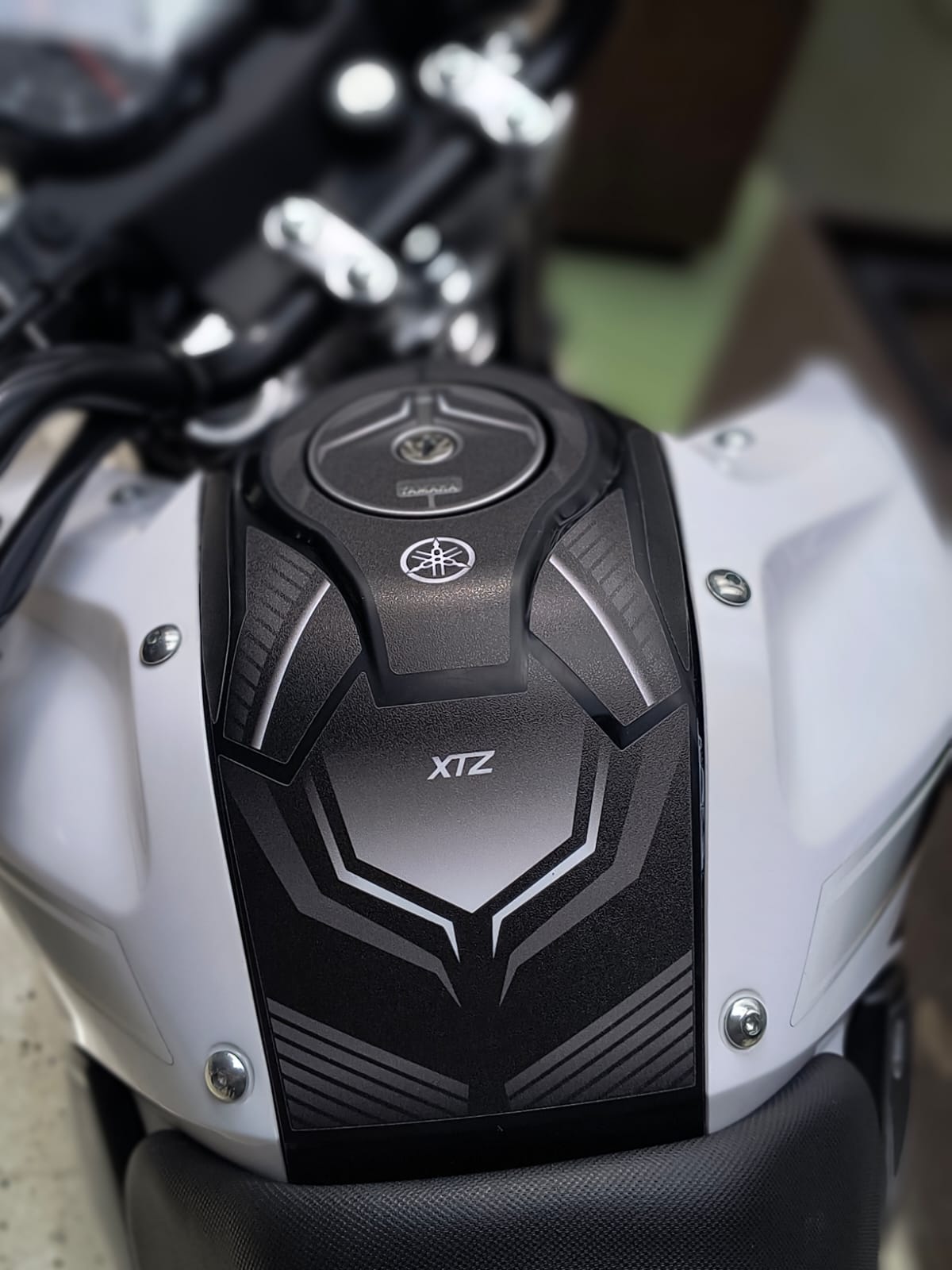 PROTECTOR XTZ 150 FULL TANQUE