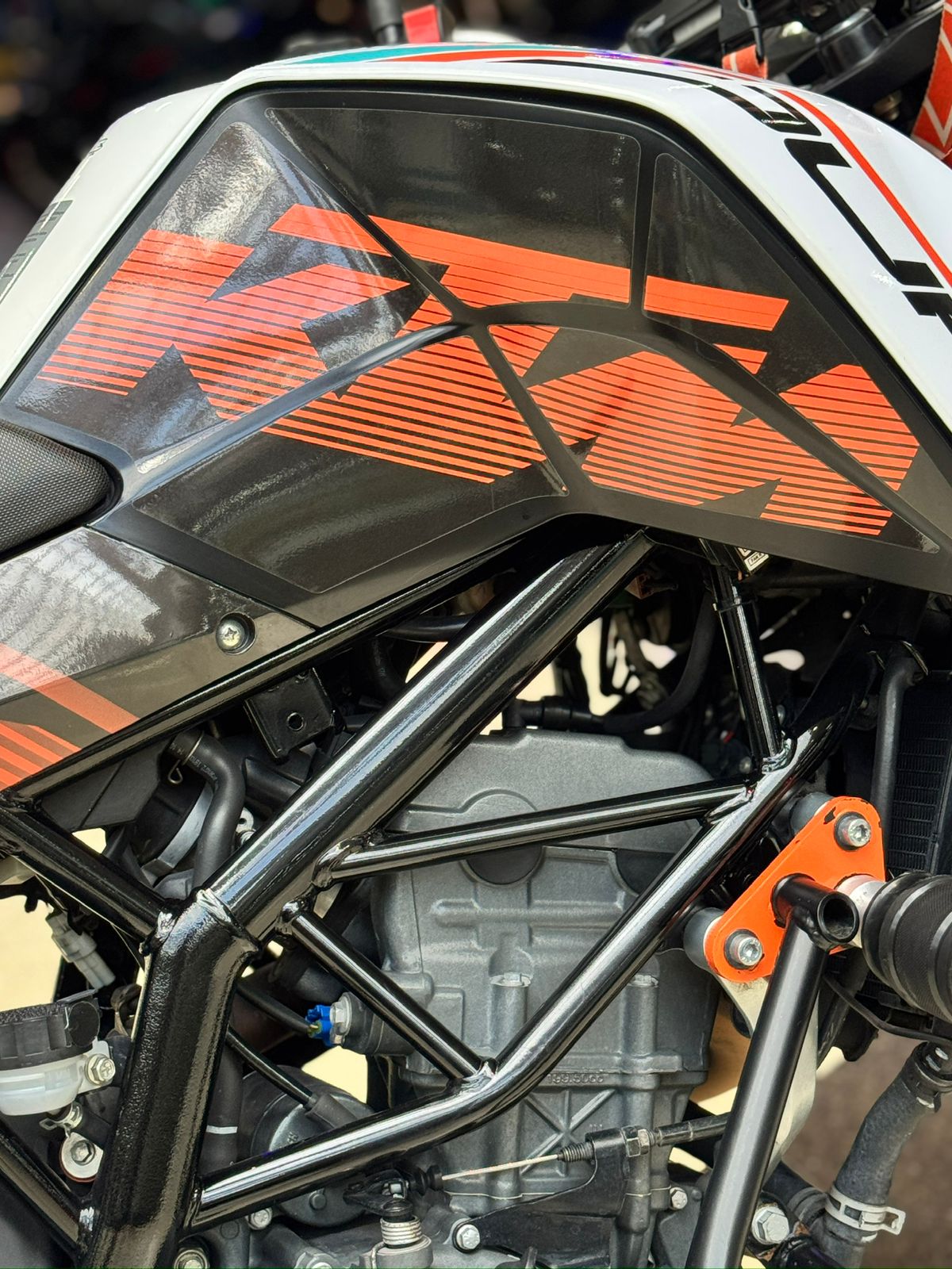  CALCAS DUKE 200 PERSONALIZADAS REF 002