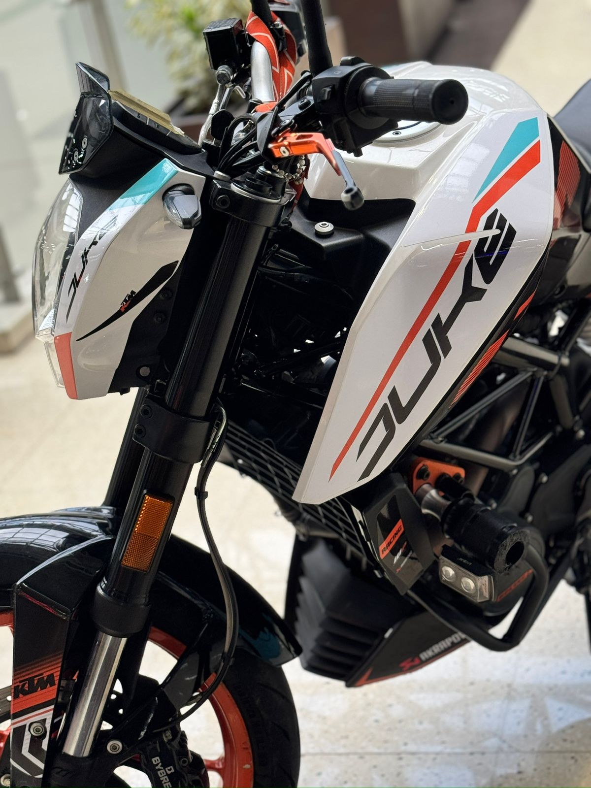  CALCAS DUKE 200 PERSONALIZADAS REF 002