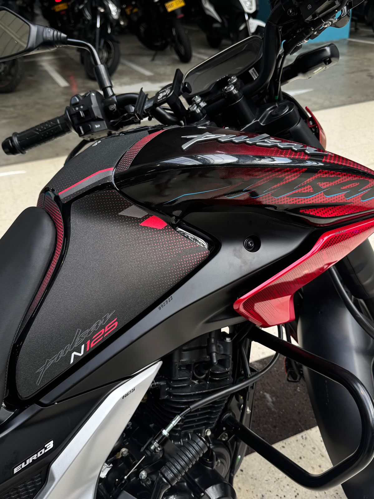 PROTECTOR PULSAR N125
